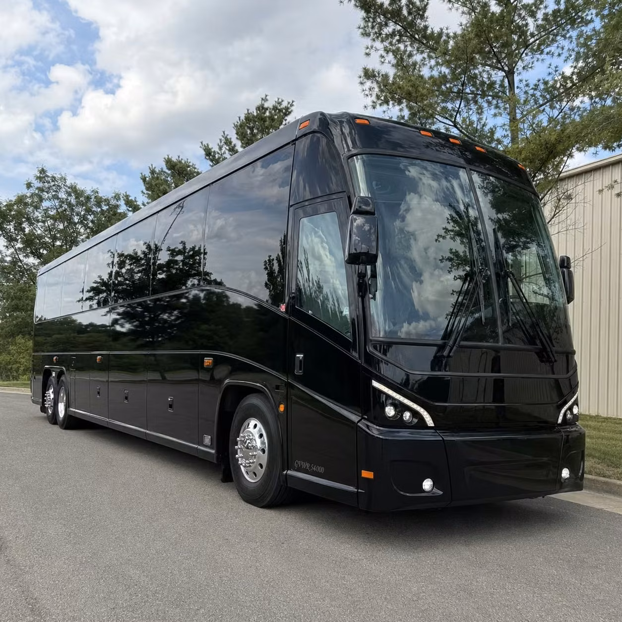 airport transportation for government military groups flying through memphis international