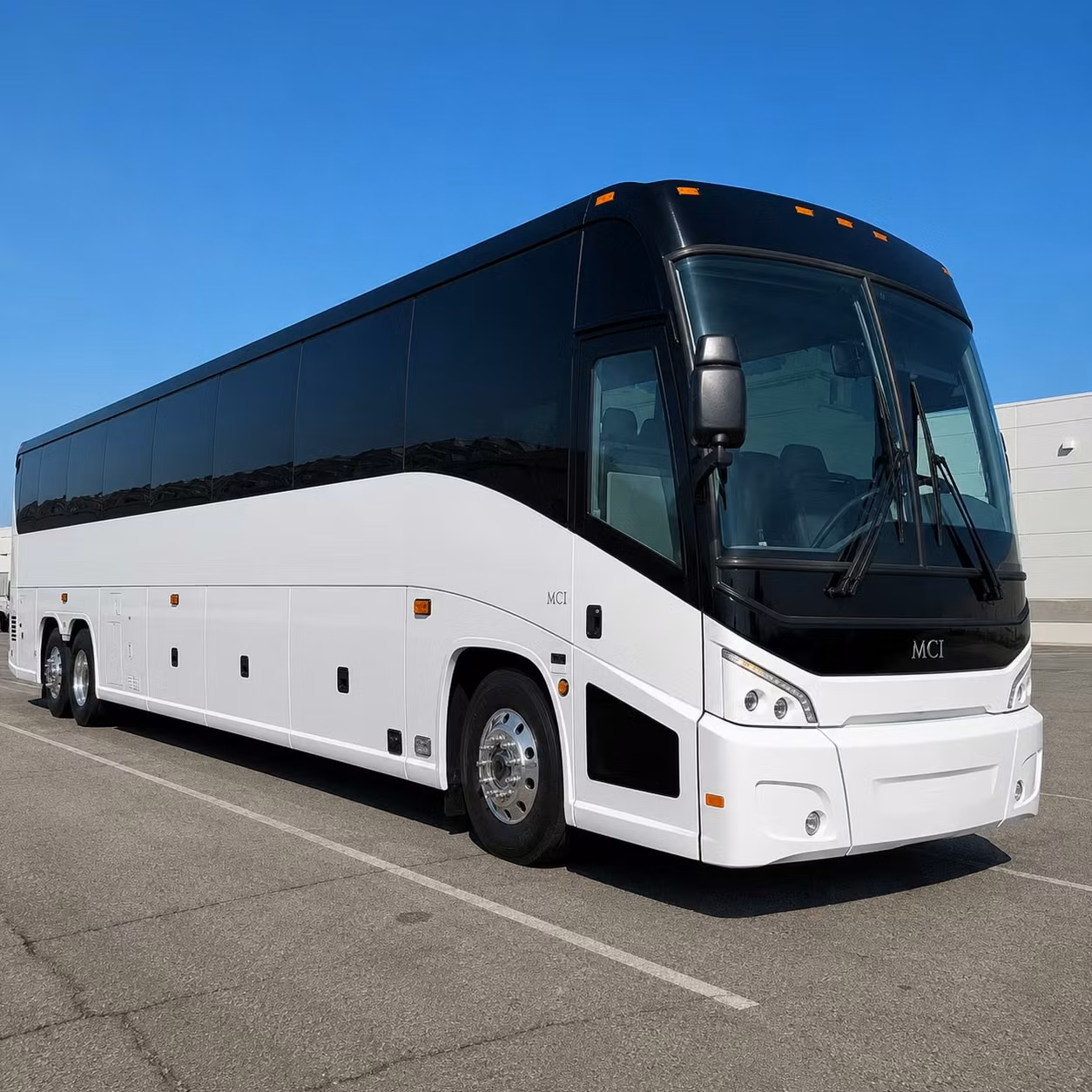 charter bus rentals for concerts at mud island amphitheater