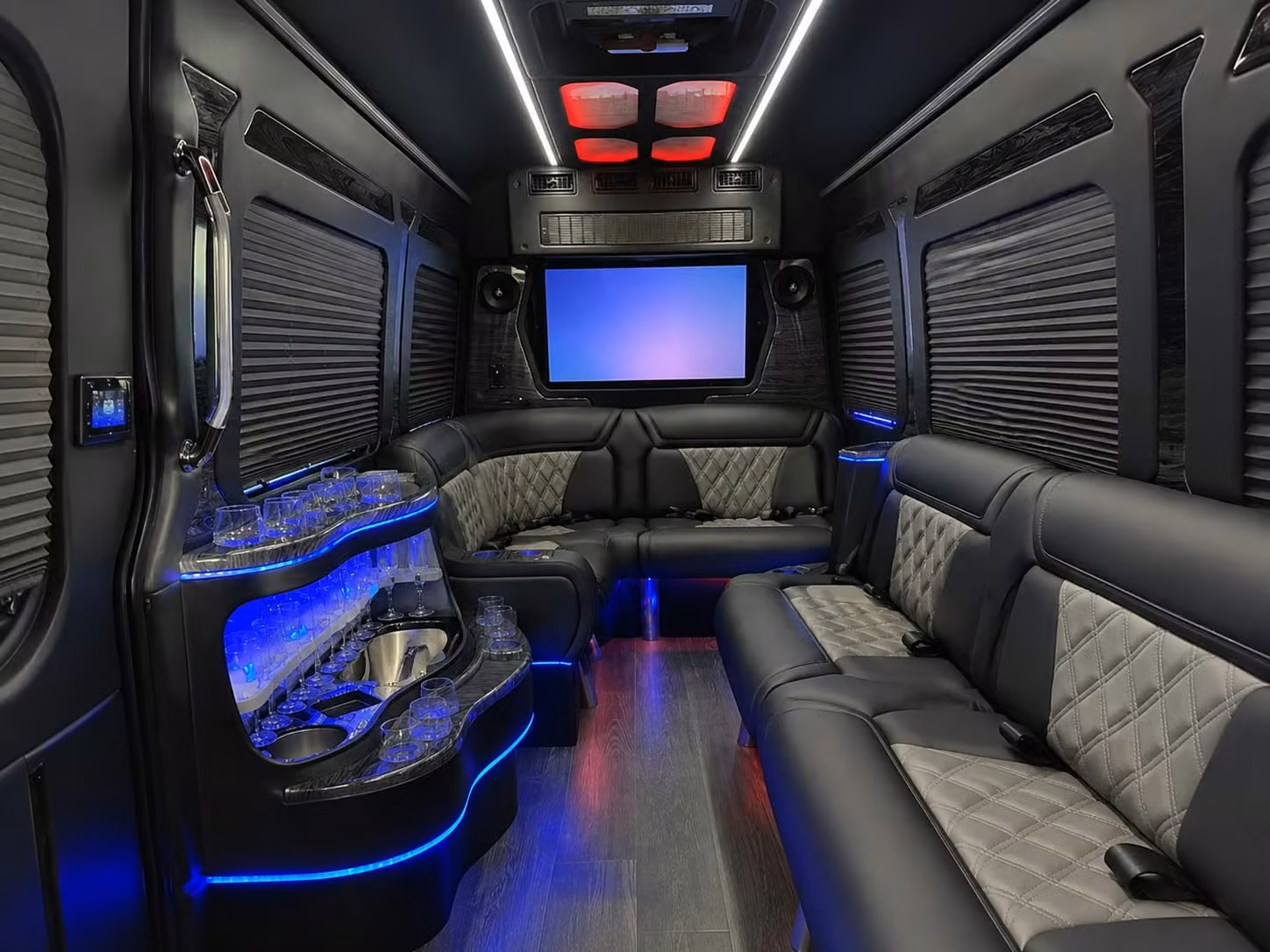 corporate event transportation along beale street and downtown memphis