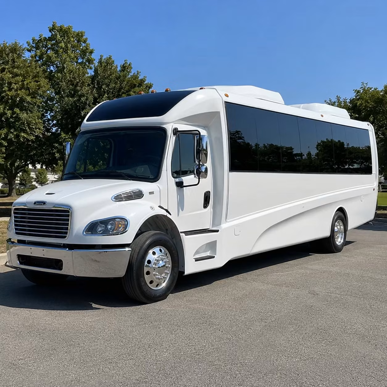 memphis 25 passenger minibus rental