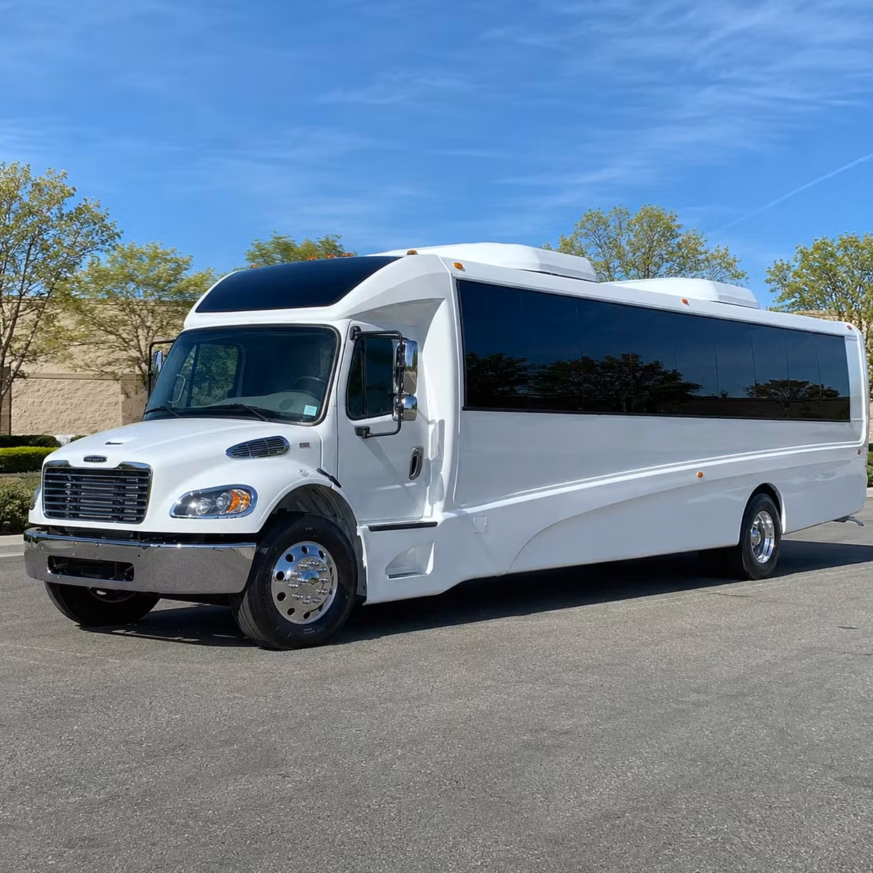 memphis 30 passenger minibus rental